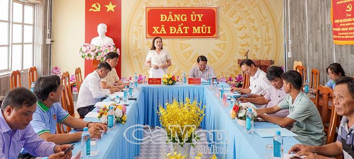  Đại biểu tham dự buổi làm việc.