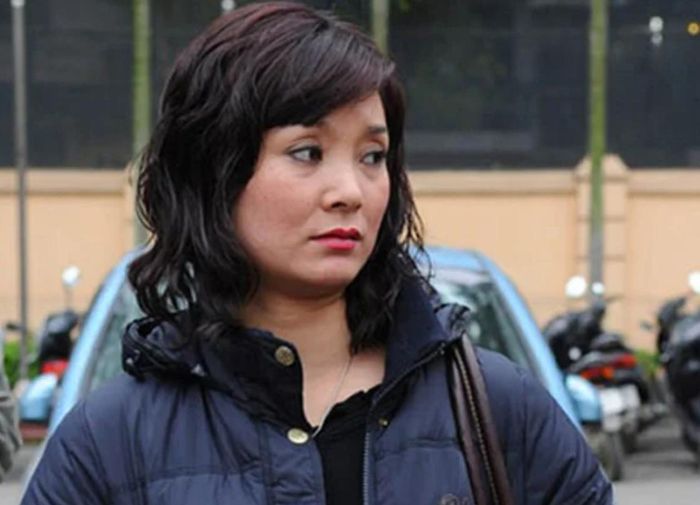 Năm 2012, nữ diễn viên Lệ Hằng tuyên bố giải nghệ.