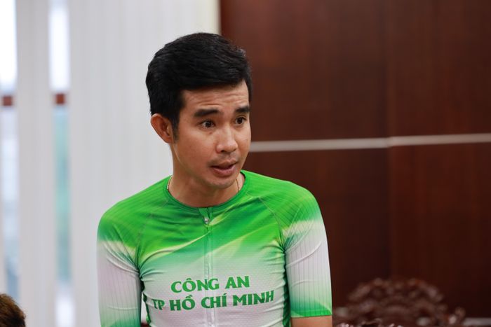 VĐV Nguyễn Hoàng Sang phát biểu tại chương trình