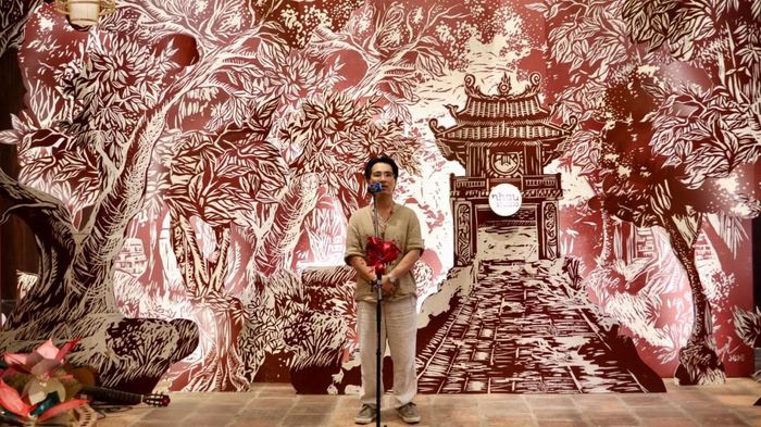 Ông Nguyễn Ngọc Linh - đồng sáng lập Nhau Studio chia sẻ tại sự kiện.