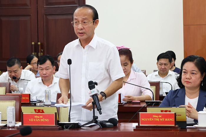 Bí thư phường Vũng Tàu Võ Văn Dũng kiến nghị TP.HCM nhanh chóng xử lý các đất công, trụ sở dôi dư để chống lãng phí.