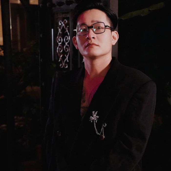 Mr.Nhân từng là cựu thủ lĩnh nhóm BR Boiz và đang trong quá trình gây dựng lại Tổ đội SGM.
