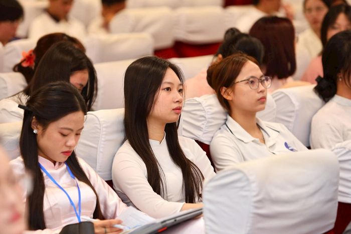 Sinh viên Trường Đại học Sư phạm Hà Nội tham dự vòng chung khảo. Ảnh: ND