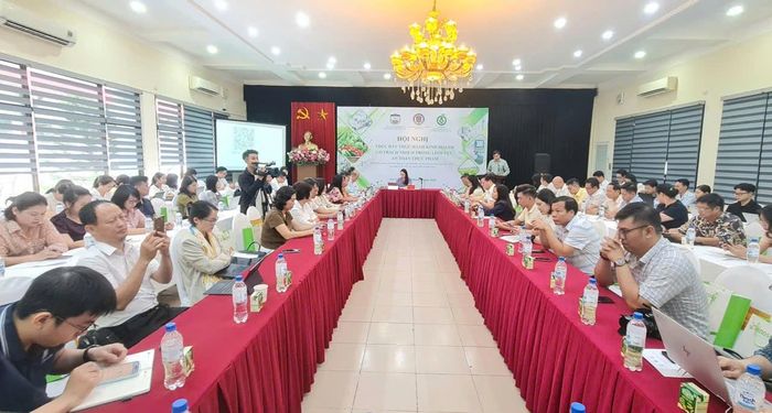Toàn cảnh hội nghị. Ảnh: PV.