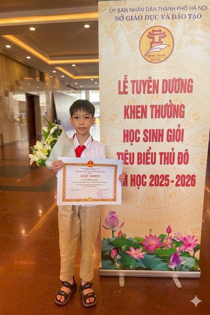 Em Vũ Hoàng Long lớp 5A1- học sinh giỏi tiêu biểu Thủ đô năm học 2025 – 2026. Ảnh TA.