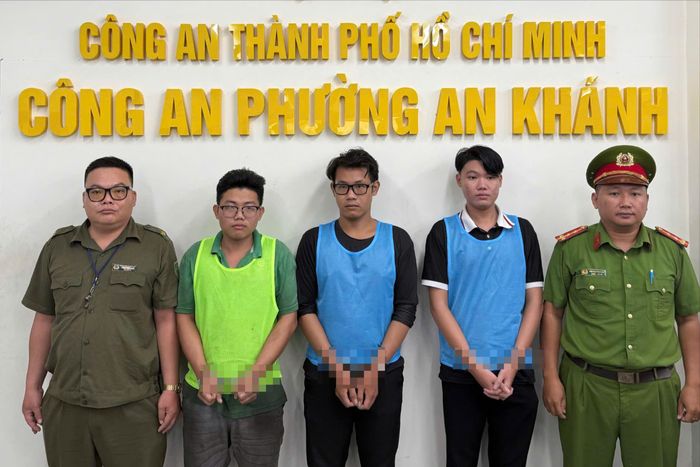  Từ bên trái qua: Tuấn, Thảo, Nhật tại cơ quan công an. Ảnh: CA 