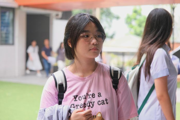 Linh Chi đặt mục tiêu môn Toán, Tiếng Anh đạt từ 9 điểm. Ảnh: Ngọc Bích.