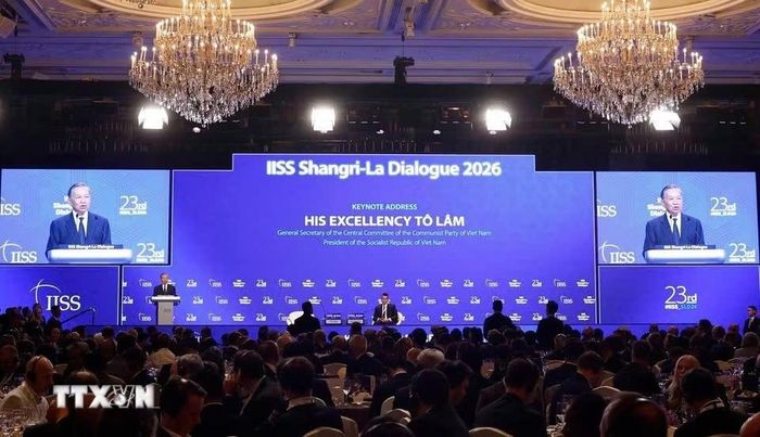  Đại sứ Việt Nam tại Singapore Trần Phước Anh cũng cho rằng sự kiện Tổng Bí thư, Chủ tịch nước Tô Lâm được mời phát biểu dẫn đề phản ánh sự quan tâm và đánh giá cao của ban tổ chức cũng như cộng đồng quốc tế đối với vai trò ngày càng nổi bật của Việt Nam. Ảnh: Thống Nhất/TTXVN