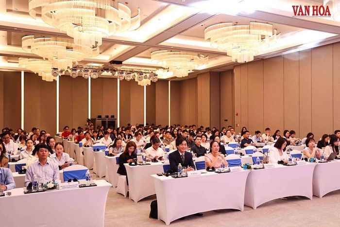Các đại biểu tham dự Hội thảo