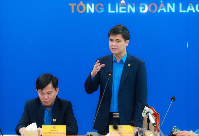 Phó Chủ tịch Tổng LĐLĐ Việt Nam Ngọ Duy Hiểu phát biểu