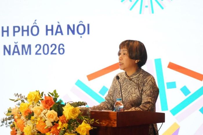 Bà Bùi Thị Hương Thủy – Phó Trưởng phòng Di sản văn hóa (Sở Văn hóa và Thể thao Hà Nội) phát biểu tại Chương trình