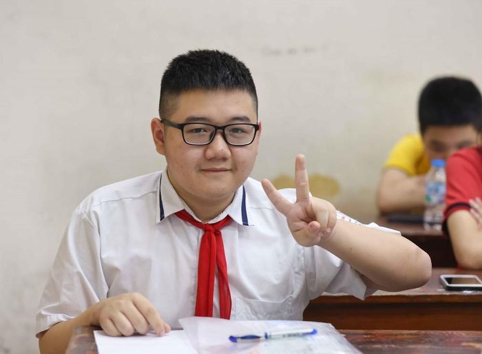 Giữ tâm lý ổn định, thí sinh tự tin bước vào kỳ thi. Ảnh: Thanh Tùng - TTXVN