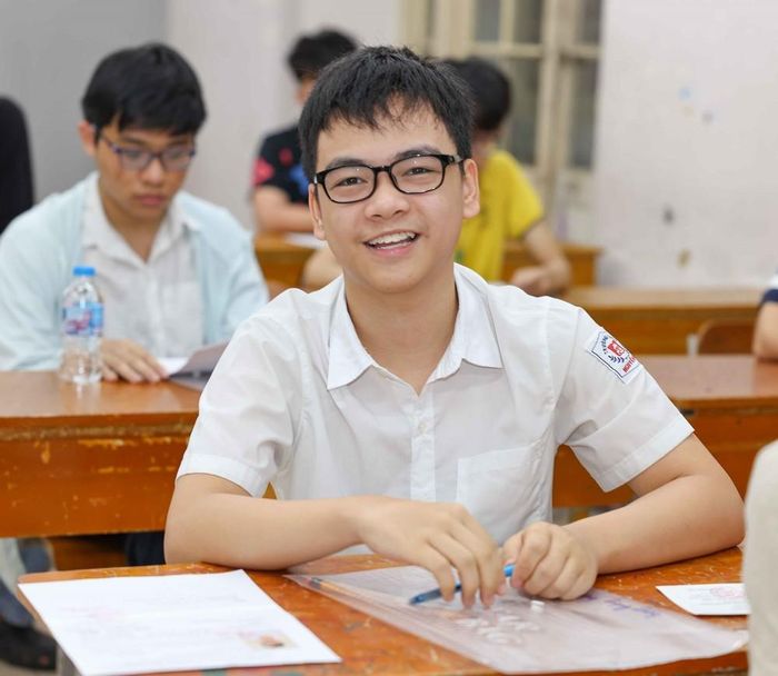 Giữ tâm lý ổn định, thí sinh tự tin bước vào kỳ thi. Ảnh: Thanh Tùng - TTXVN