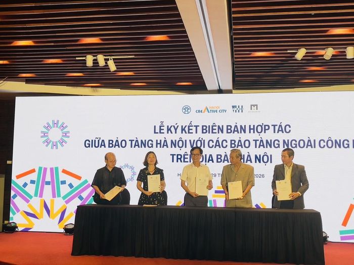 Lễ ký kết biên bản ghi nhớ giữa Bảo tàng Hà Nội với các bảo tàng ngoài công lập trên địa bàn Hà Nội. Ảnh: Tuyết Mai - TTXVN