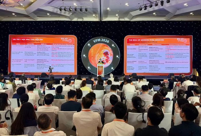 Toàn cảnh hội nghị.
