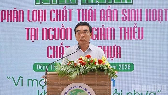 Phó Giám đốc Sở Nông nghiệp và Môi trường tỉnh Đồng Tháp Nguyễn Văn Kiệt phát biểu tại buổi lễ.