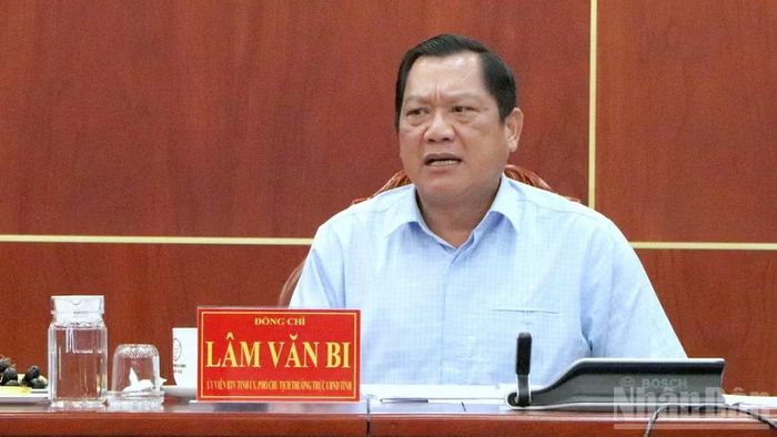 Phó Chủ tịch Thường trực Ủy ban nhân dân tỉnh Cà Mau Lâm Văn Bi khẳng định lãnh đạo tỉnh sẽ đồng hành, chung tay cùng ACV tháo gỡ khó khăn về nguồn cung ứng vật tư xây dựng.