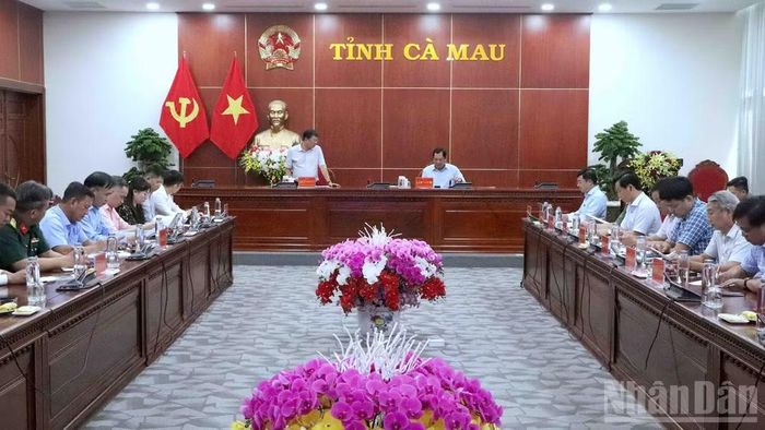 Ủy ban nhân dân tỉnh Cà Mau làm việc với ACV nhằm chung tay tháo gỡ khó khăn trước tình hình khan hiếm nguồn vật liệu phục vụ thi công.