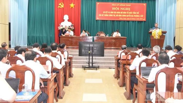 Quang cảnh hội nghị.