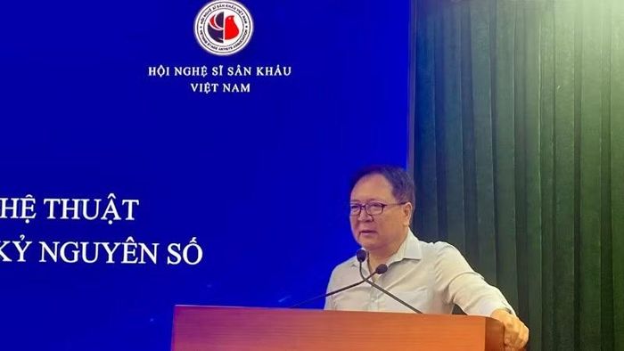 Nghệ sĩ Nhân dân Vương Duy Biên, Chủ tịch Hiệp hội Phát triển công nghiệp văn hóa Việt Nam phát biểu.