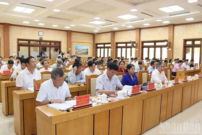 Các đại biểu tham dự hội nghị.