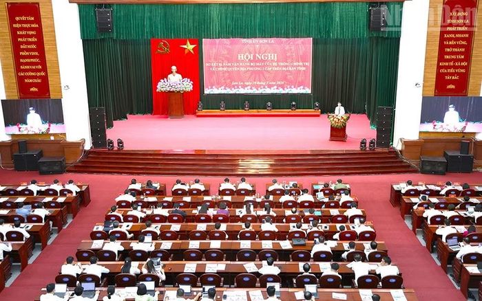 Hội nghị sơ kết 1 năm vận hành bộ máy của hệ thống chính trị và mô hình chính quyền địa phương 2 cấp trên địa bàn tỉnh Sơn La.