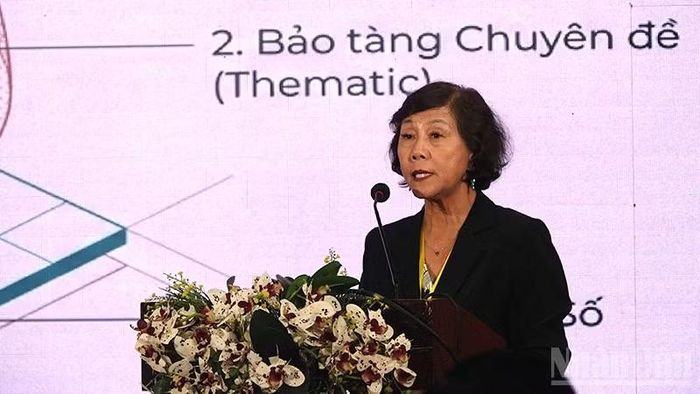 Tiến sĩ Nguyễn Thị Hậu phát biểu tại hội nghị.