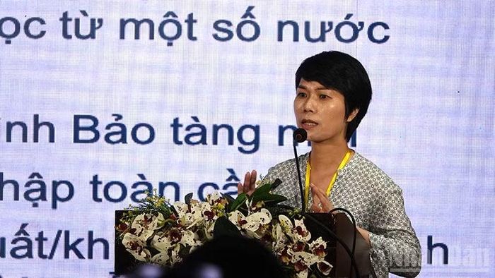 Tiến sĩ Nguyễn Thị Tú Anh phát biểu tại hội nghị.