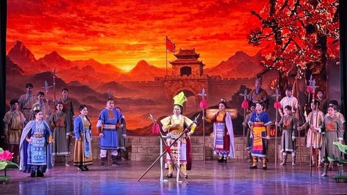 Vở diễn "khoe" được dàn diễn viên thực lực của Đoàn nghệ thuật cải lương Vàm Cỏ.