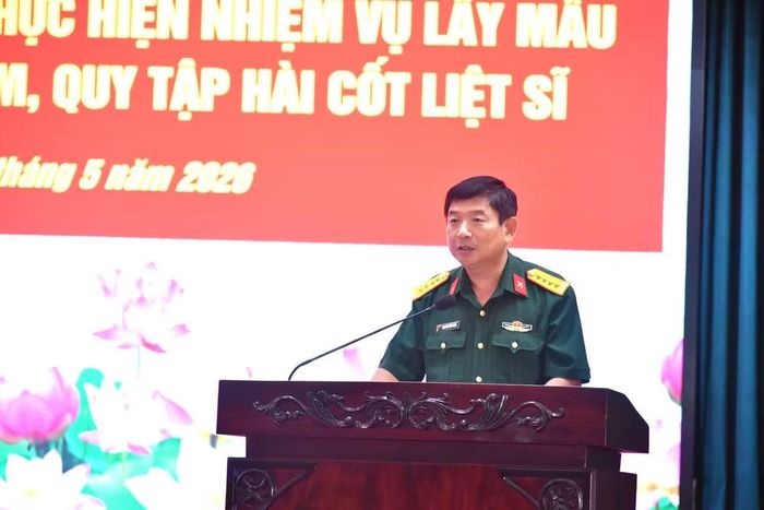Đại tá Nguyễn Thúc Linh phát biểu tại hội nghị.
