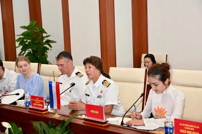 Chuẩn Đô đốc Jeanette Morang chia sẻ tầm quan trọng của việc duy trì an ninh hàng hải và thúc đẩy tự do thương mại