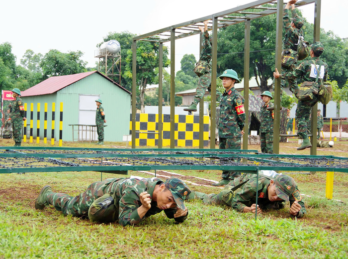  Kỹ năng vượt qua rào chui. 