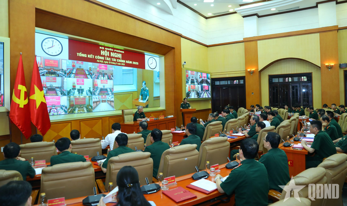  Các đại biểu dự hội nghị tại điểm cầu trung tâm Bộ Quốc phòng.