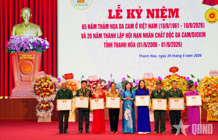 Mặt trận Tổ quốc Việt Nam tỉnh Thanh Hóa khen thưởng các tập thể, cá nhân có thành tích xuất sắc trong công tác hội giai đoạn 2006-2026. 