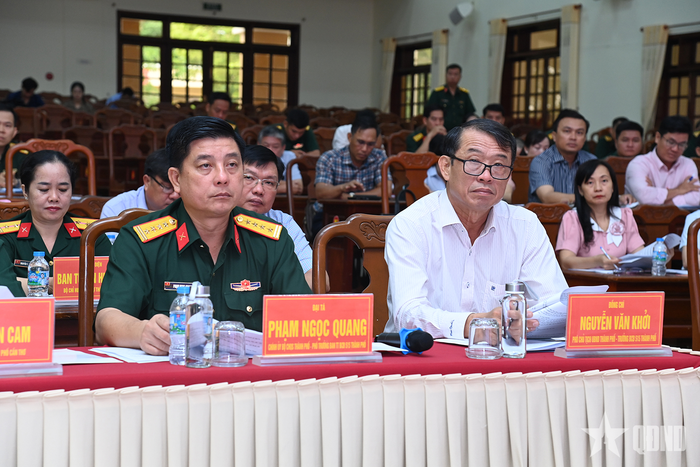  Các đại biểu tham dự hội nghị.
