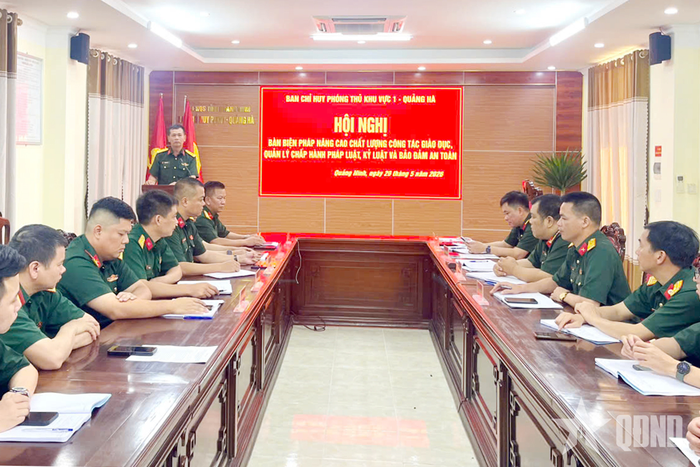Ban Chỉ huy phòng thủ khu vực 1- Quảng Hà (Bộ CHQS tỉnh Quảng Ninh) tổ chức hội nghị.