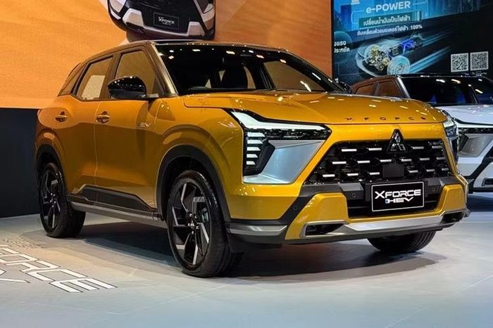 Việc bổ sung c&aacute;c phi&ecirc;n bản hybrid được xem l&agrave; bước đi cần thiết đối với Mitsubishi trong bối cảnh thị trường &ocirc; t&ocirc; Đ&ocirc;ng Nam &Aacute; đang chứng kiến l&agrave;n s&oacute;ng điện h&oacute;a ng&agrave;y c&agrave;ng mạnh mẽ, đặc biệt từ c&aacute;c thương hiệu Trung Quốc. Dự định, Xforce HEV sẽ sớm về Việt Nam trong thời gian tới.