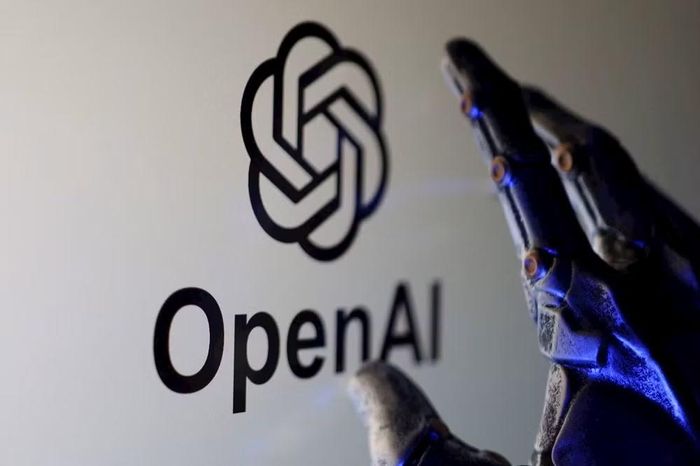 Phát biểu tại hội nghị của Commonwealth Bank of Australia ở Sydney, Sam Altman cho biết OpenAI từng dự đoán khá chính xác về tốc độ phát triển công nghệ AI, nhưng lại sai khi đánh giá các tác động xã hội và kinh tế mà công nghệ này có thể tạo ra trong ngắn hạn.