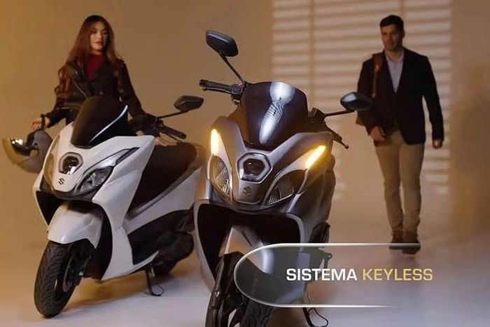 Suzuki vừa mở rộng dòng sản phẩm maxi scooter Burgman bằng cách bổ sung mẫu Burgman 15 tại thị trường đầu tiên là Columbia. Sau đó hãng cũng đang có ý định đem mẫu xe này tới một số nước khác như Indonesia... Trên thực tế đây không phải là một mẫu xe mới hoàn toàn.