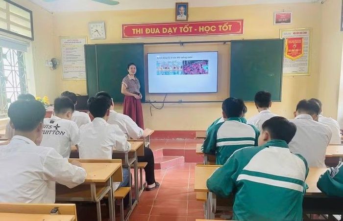 Trường THPT Chân Mộng đẩy mạnh chuyển đổi số trong dạy học.