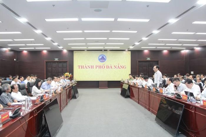 Lãnh đạo Bộ GD&amp;ĐT làm việc với UBND TP Đà Nẵng.