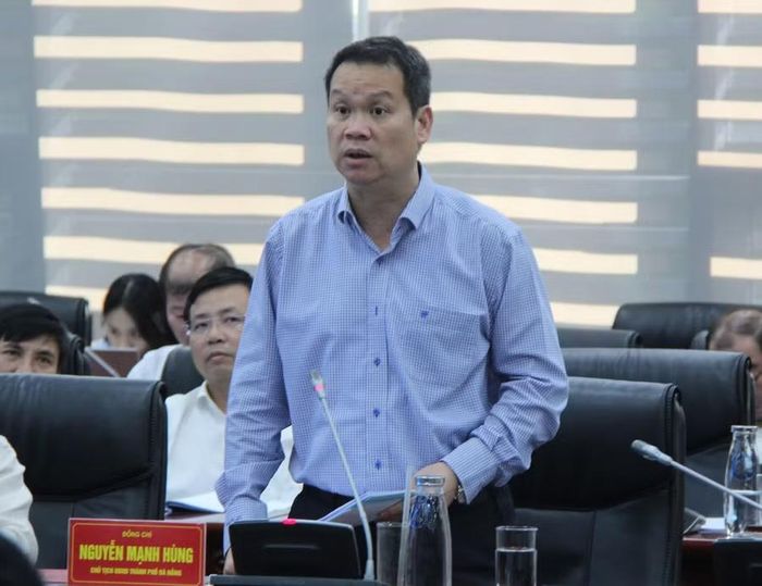 Ông Nguyễn Mạnh Hùng, Chủ tịch UBND TP Đà Nẵng phát biểu tại buổi làm việc.