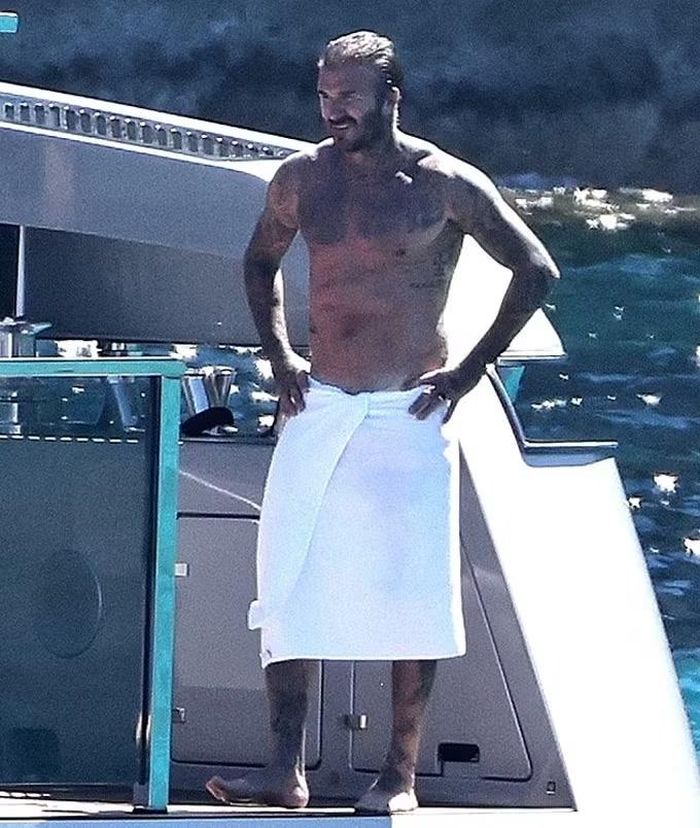 David Beckham khoe hình thể săn chắc ở tuổi 51.