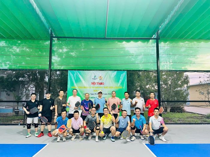 Các đội tham gia thi đấu môn pickleball.