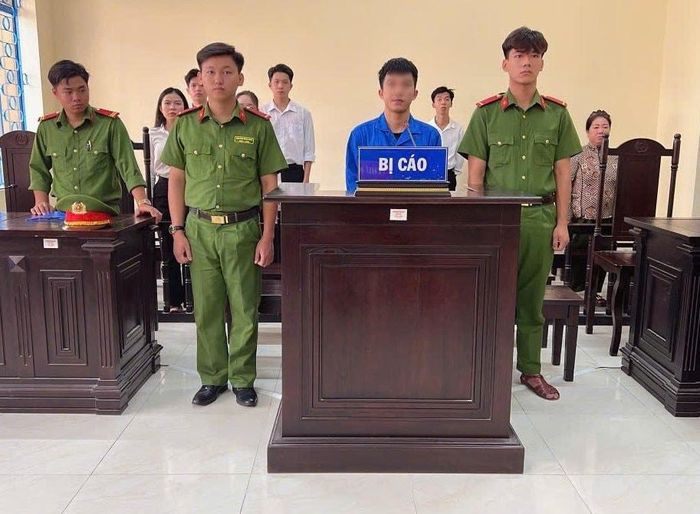 Bị cáo Nguyễn Văn Công tại phiên tòa.
