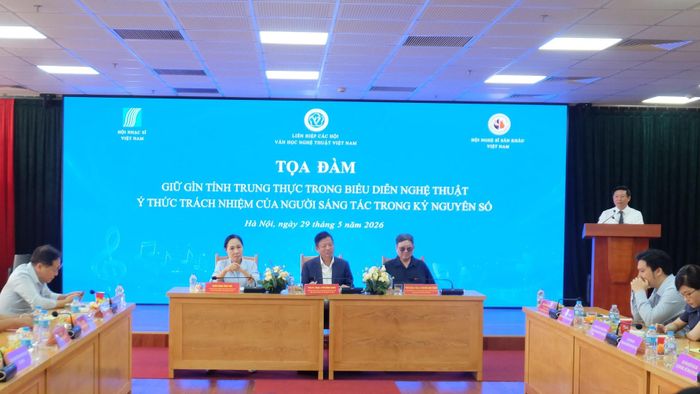 Quang cảnh tọa đàm