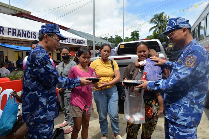 Cảnh sát biển Việt Nam tham gia hỗ trợ, khắc phục hậu quả động đất tại Philippines hồi tháng 10/2025. Ảnh: Cảnh sát biển Việt Nam