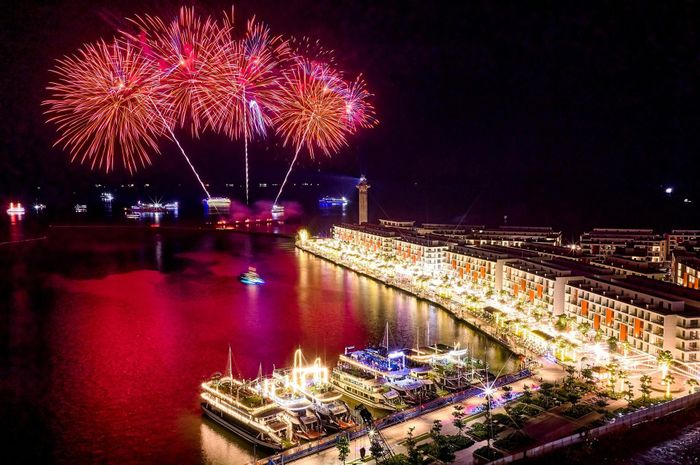  Cư dân Sun Festo Town dễ dàng kết nối khu vực ngọn hải đăng - “tọa độ vàng” diễn ra các sự kiện, show diễn nghệ thuật. Ảnh: Ánh Dương