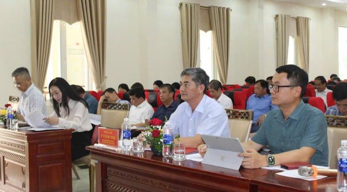Các đại biểu tham dự hội thảo