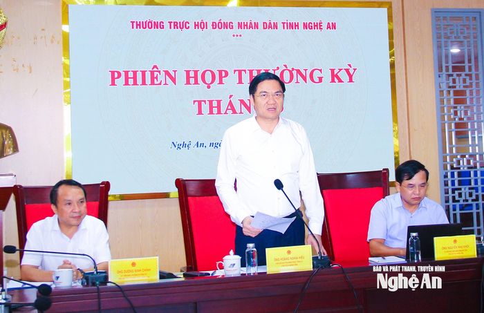 Đồng chí Hoàng Nghĩa Hiếu - Phó Bí thư Thường trực Tỉnh ủy, Chủ tịch HĐND tỉnh kết luận phiên họp. Ảnh: Mai Hoa